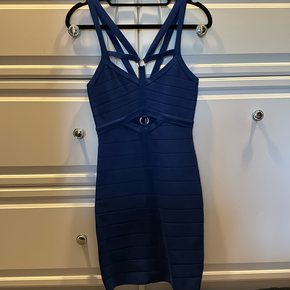Bebe dress